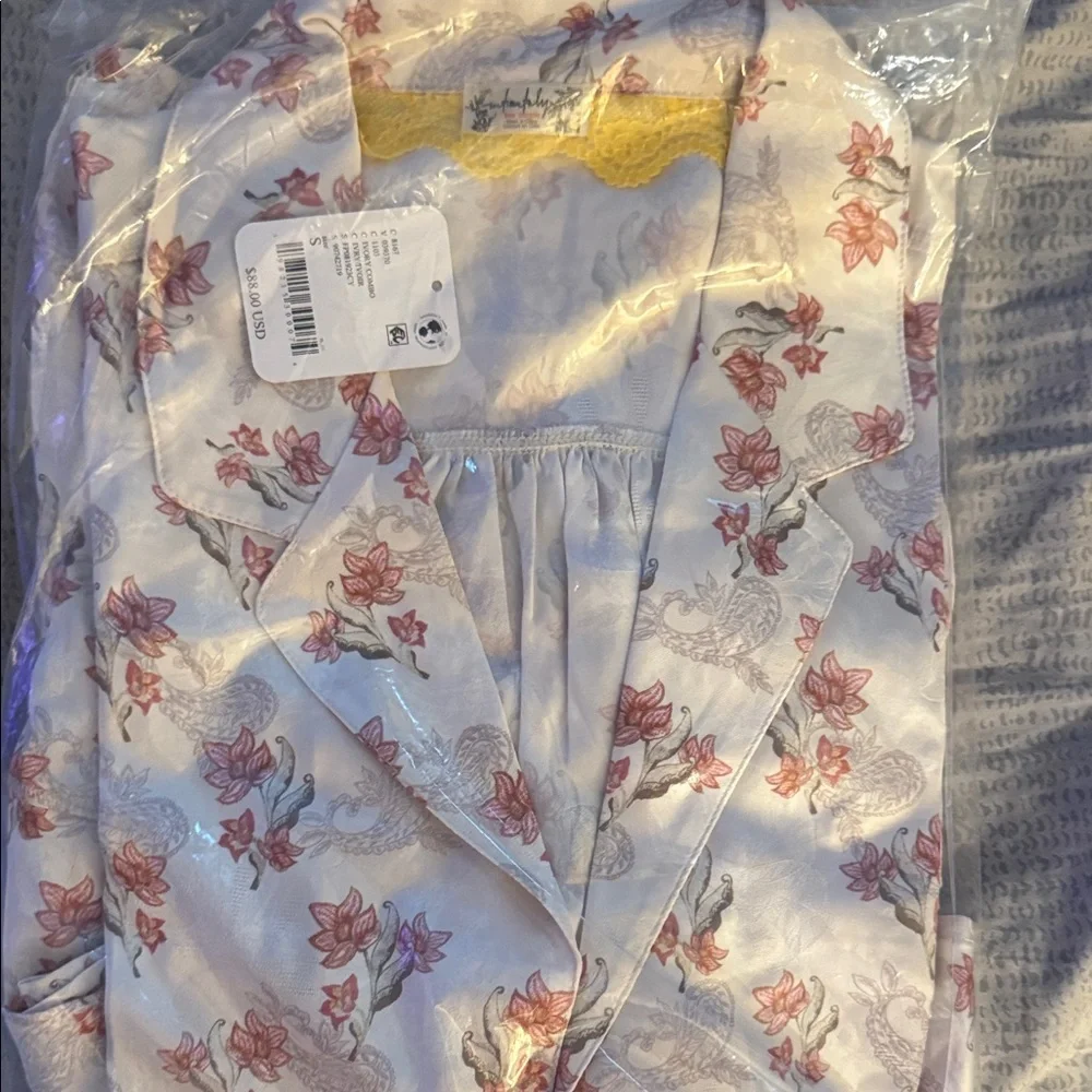 Free People Elegant Flowers Print Beige Pajamas - Picture 3 of 4